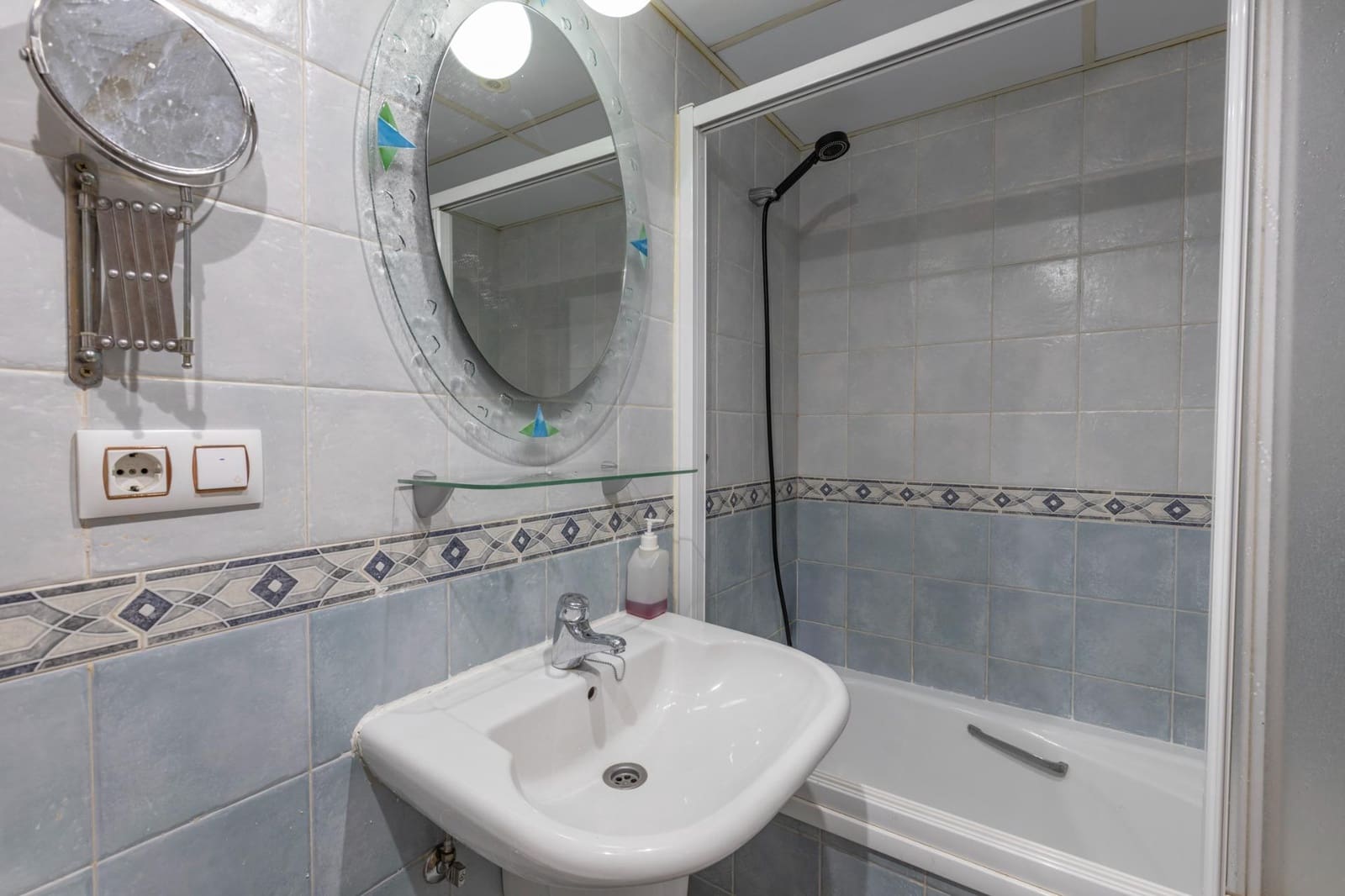 4 slaapkamer Rijtjeshuis te koop in Cajar met zwembad garage - € 295.000 (Ref: 10159642)