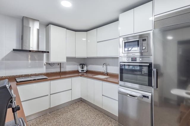 3 sypialnia Dom szeregowy na sprzedaż w Churriana de la Vega - 309 000 € (Ref: 10159644)