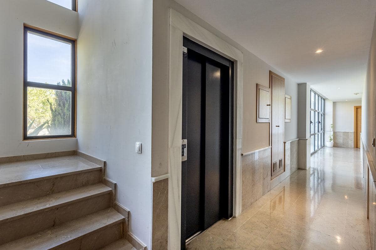 2 soveværelse Lejlighed til salg i Albolote med swimmingpool garage - € 260.000 (Ref: 10159646)