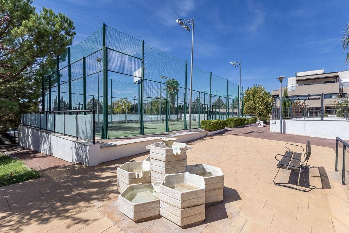 2 soveværelse Lejlighed til salg i Albolote med swimmingpool garage - € 260.000 (Ref: 10159646)