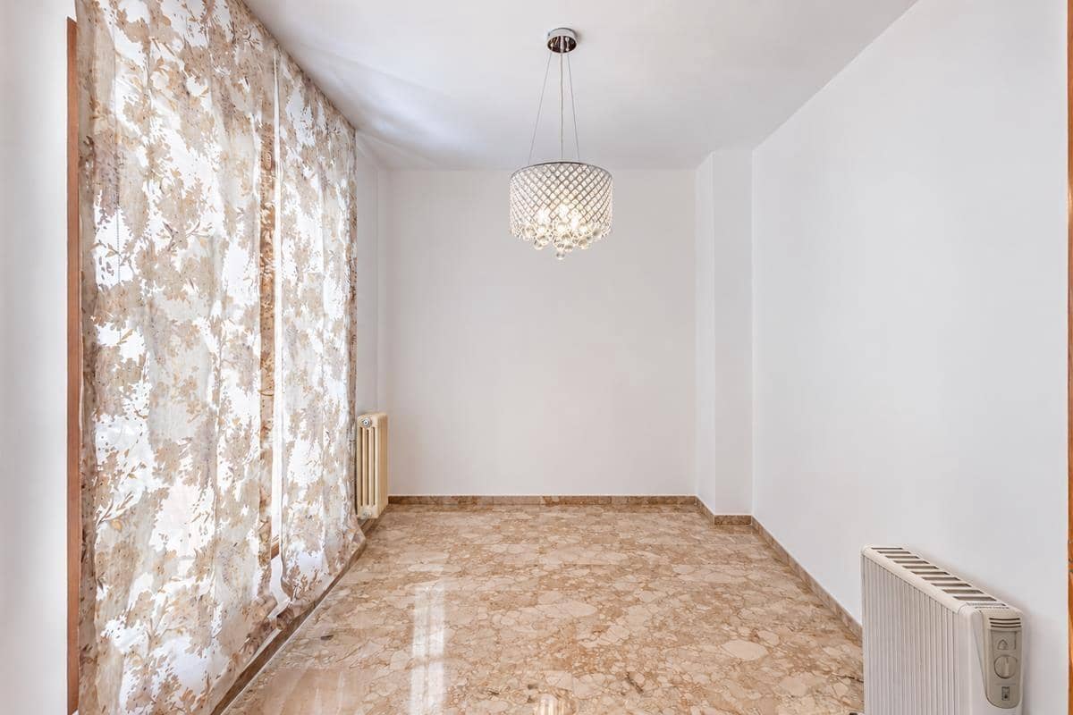 3 soveværelse Lejlighed til salg i Granada by med garage - € 395.000 (Ref: 10159647)