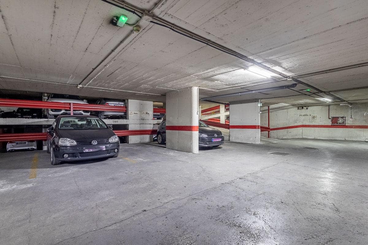3 soveværelse Lejlighed til salg i Granada by med garage - € 395.000 (Ref: 10159647)