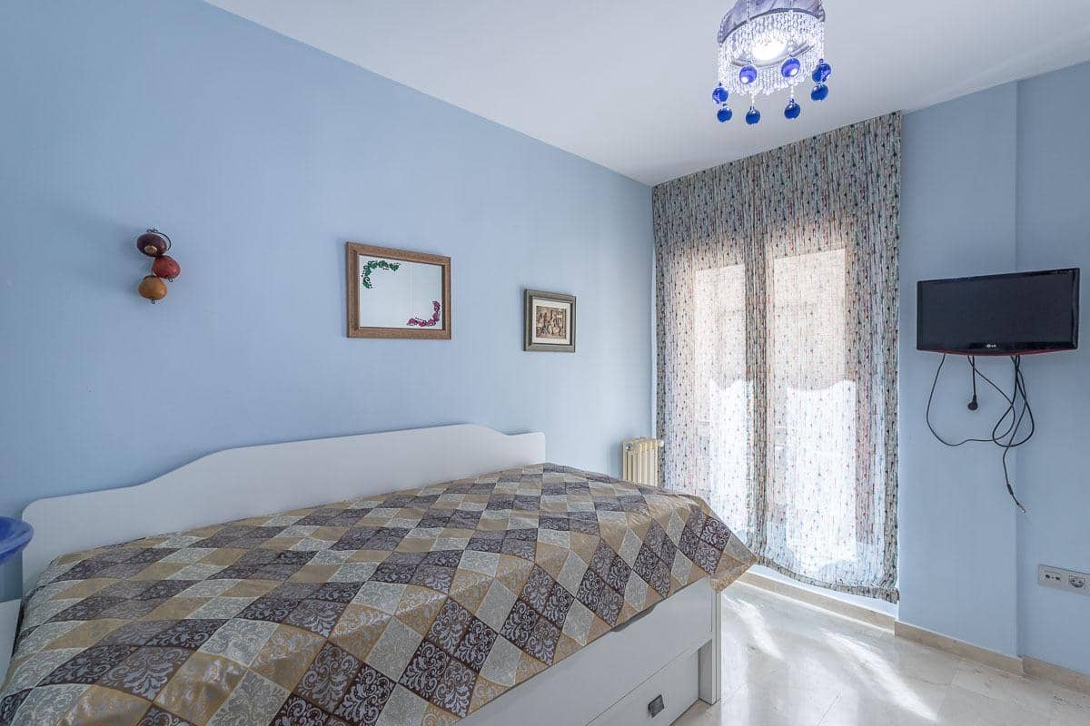 3 soveværelse Lejlighed til salg i Granada by med garage - € 395.000 (Ref: 10159647)