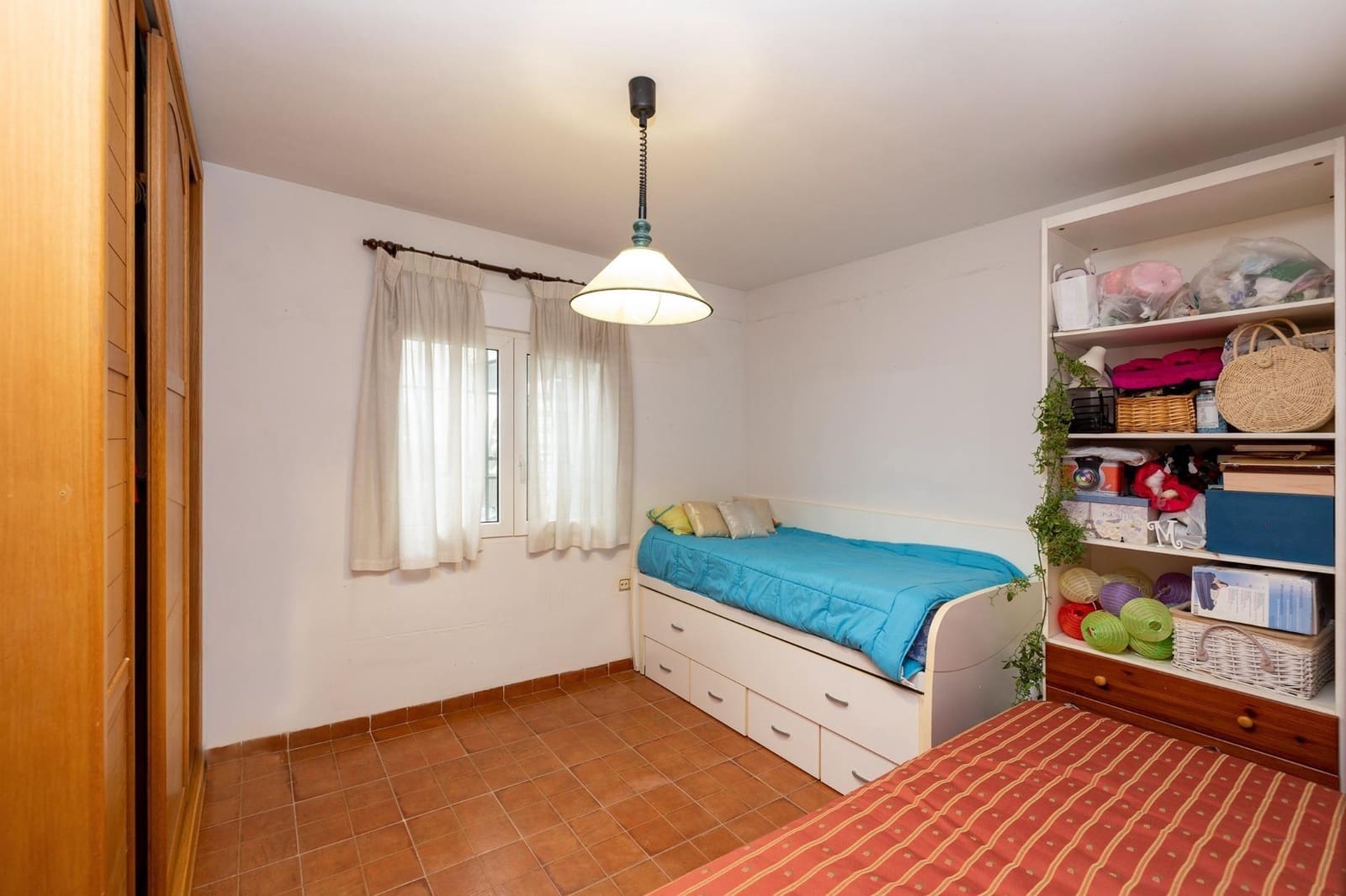 7 bedroom Villa for sale in Monachil with garage - € 365,000 (Ref: 10161765)