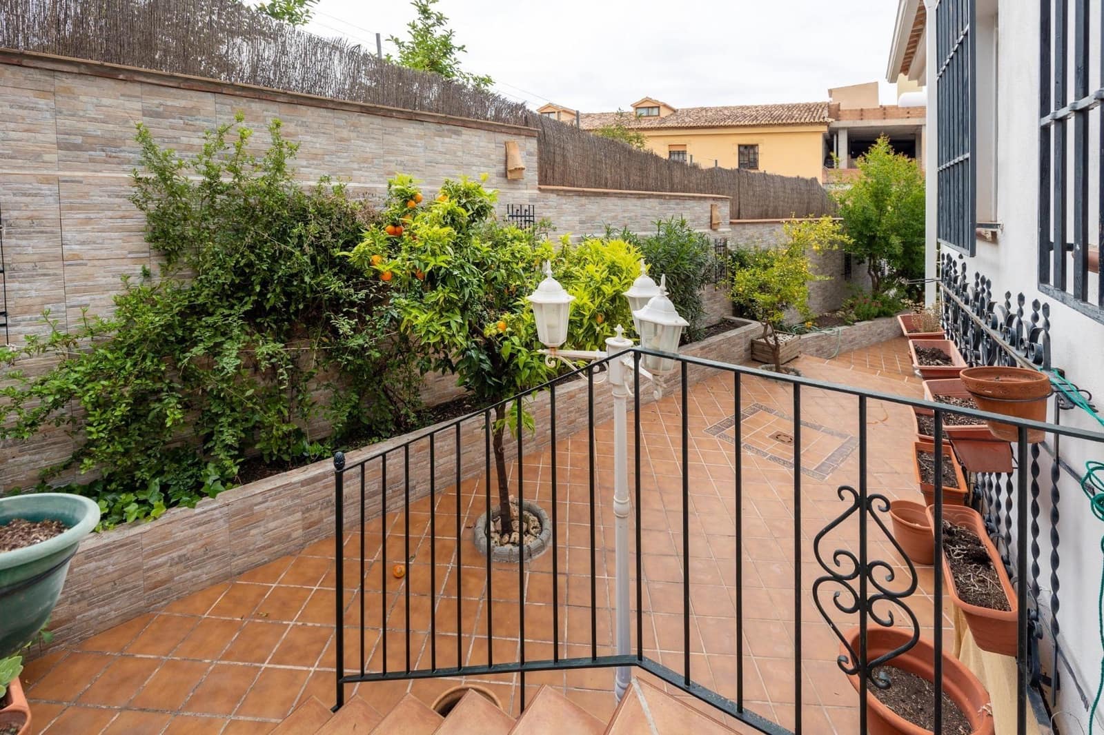 7 bedroom Villa for sale in Monachil with garage - € 365,000 (Ref: 10161765)