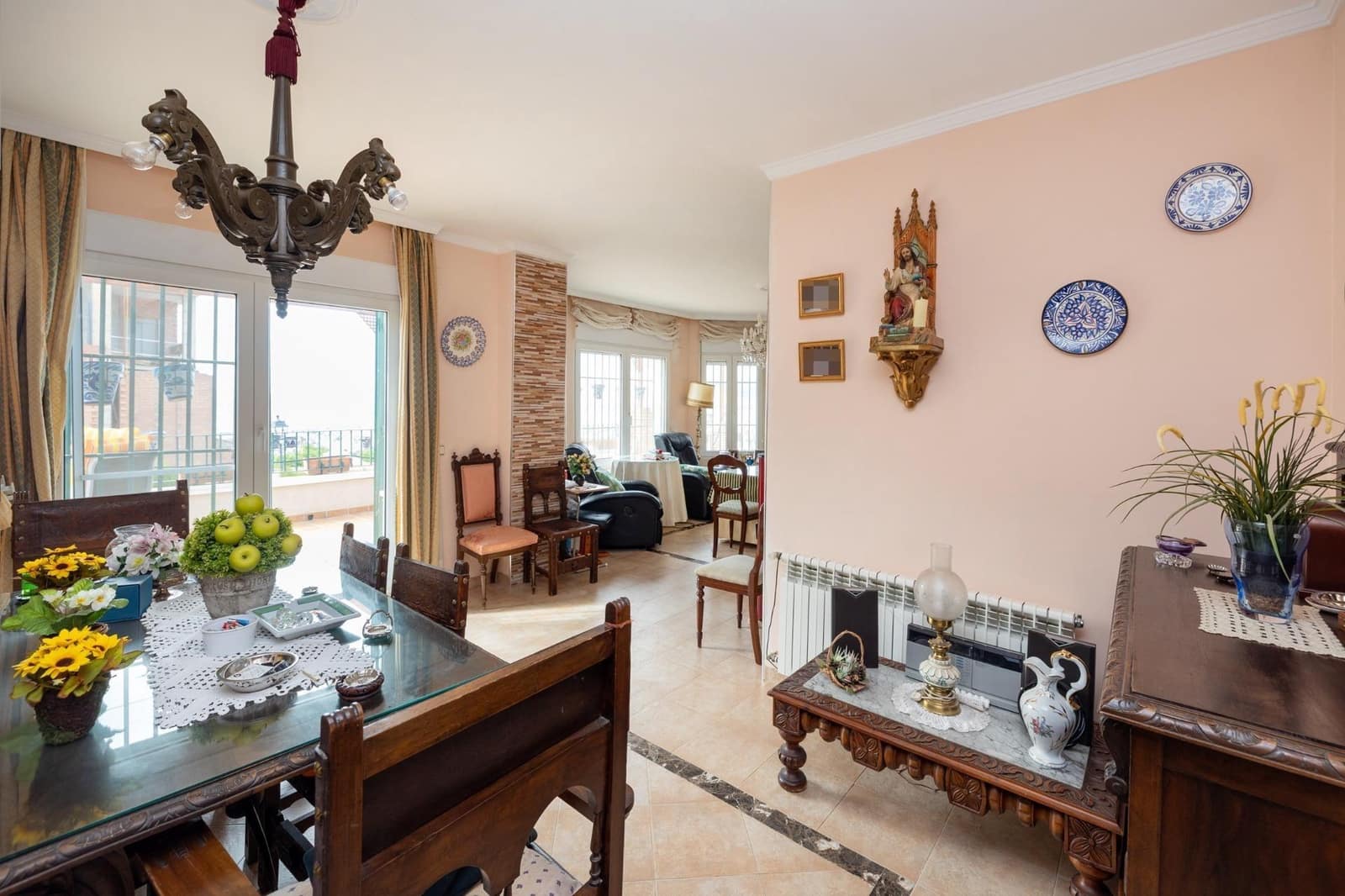 7 bedroom Villa for sale in Monachil with garage - € 365,000 (Ref: 10161765)
