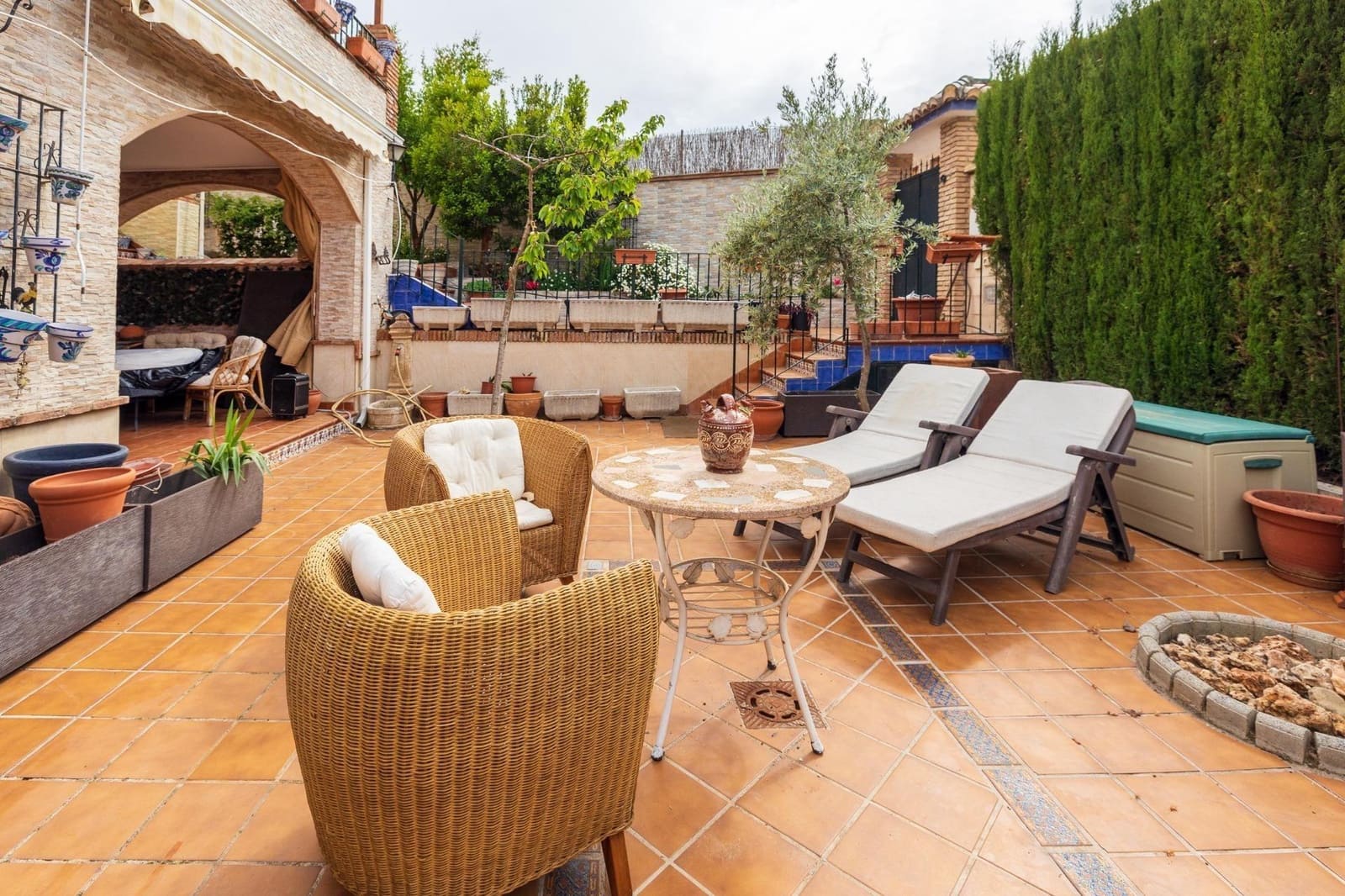 7 bedroom Villa for sale in Monachil with garage - € 365,000 (Ref: 10161765)