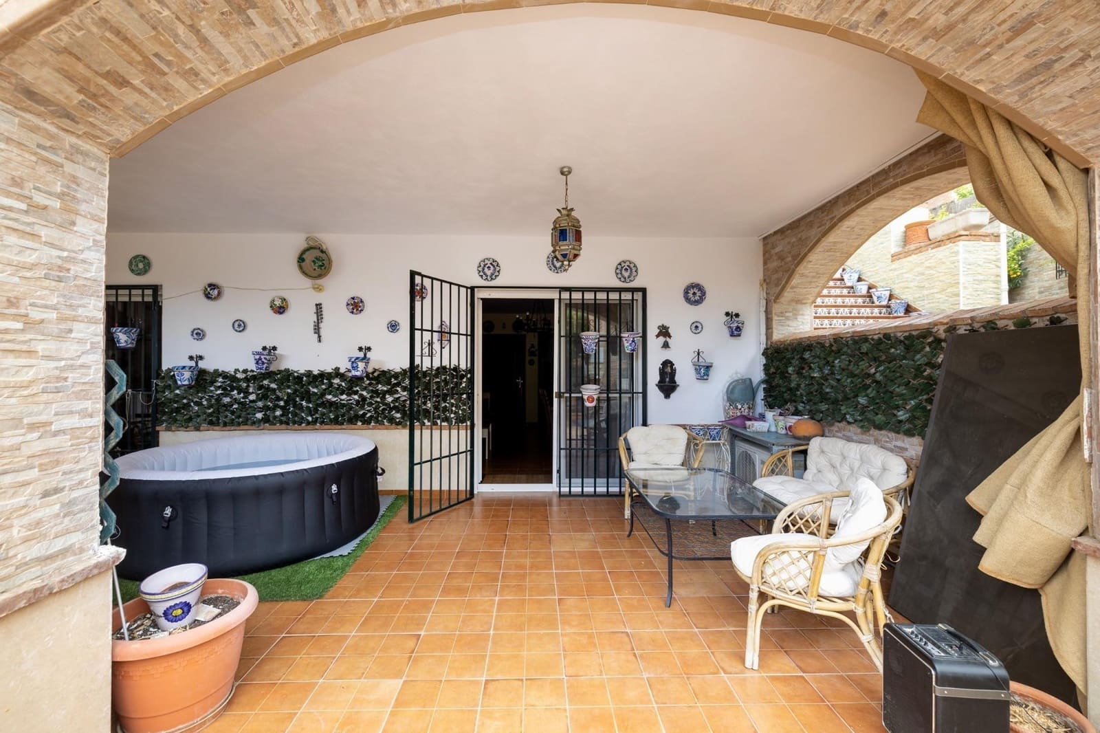 7 bedroom Villa for sale in Monachil with garage - € 365,000 (Ref: 10161765)