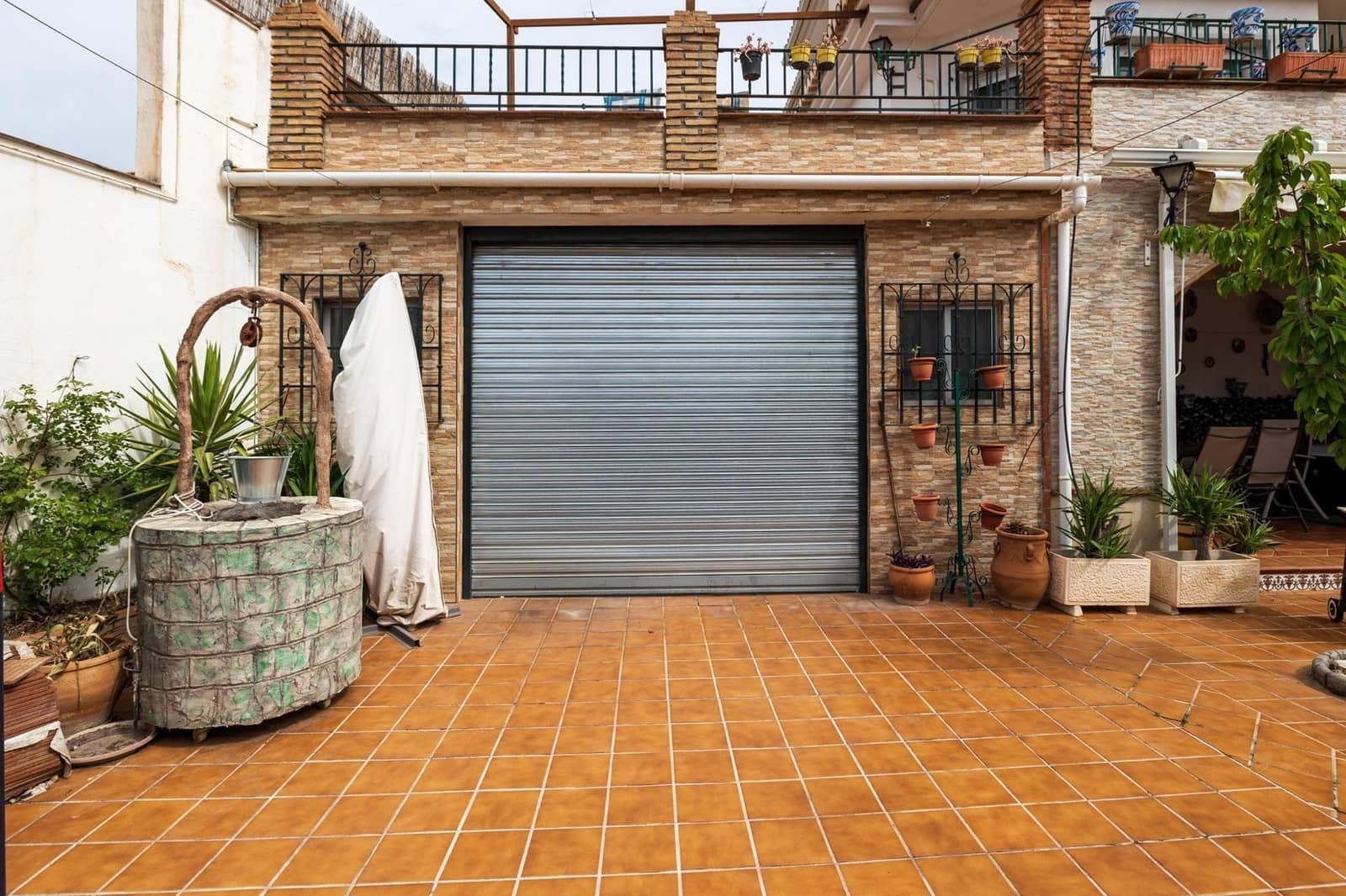 7 bedroom Villa for sale in Monachil with garage - € 365,000 (Ref: 10161765)