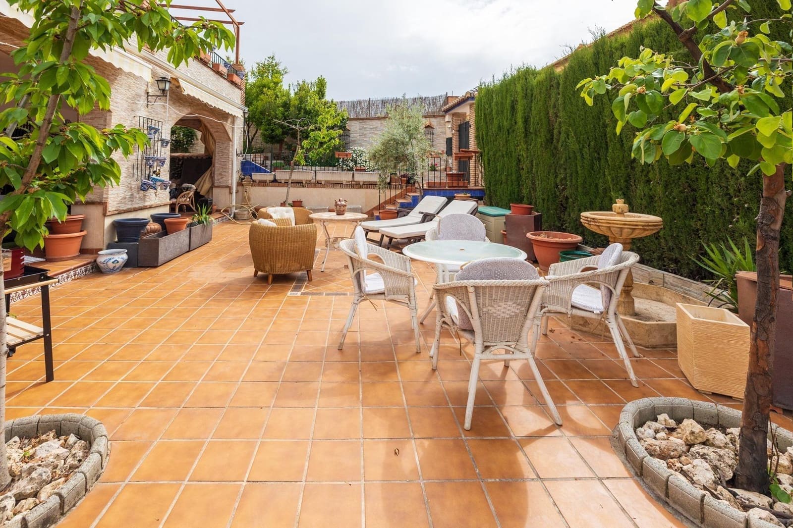 7 bedroom Villa for sale in Monachil with garage - € 365,000 (Ref: 10161765)