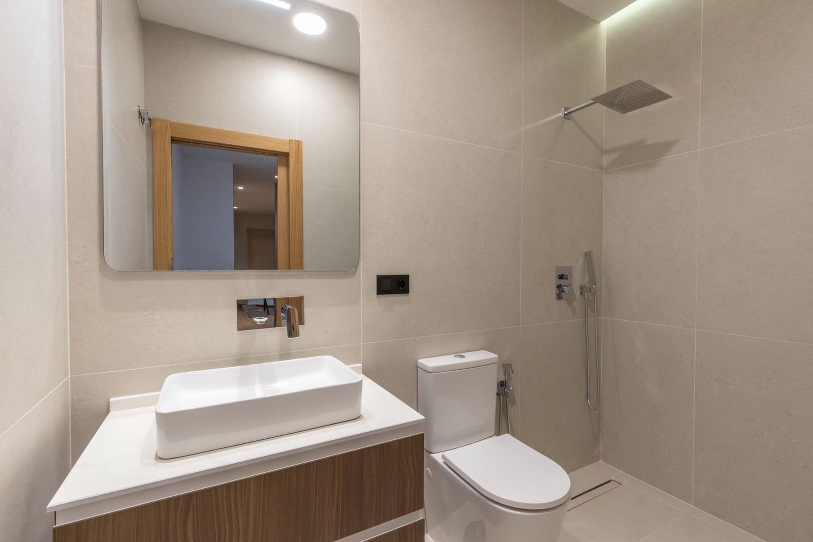 1 soverom Loft til salgs i Granada by - € 152 000 (Ref: 10165223)