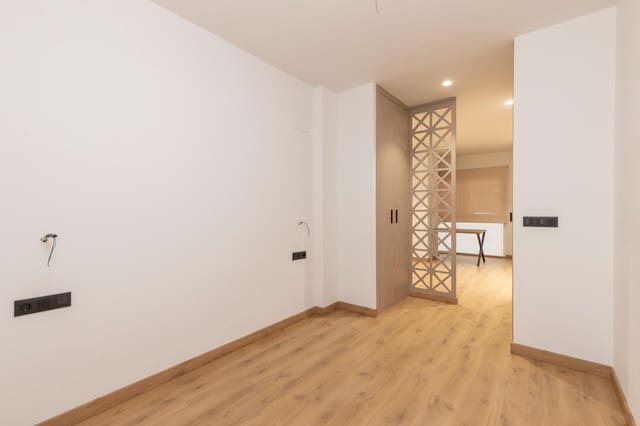 1 soverom Loft til salgs i Granada by - € 152 000 (Ref: 10165223)