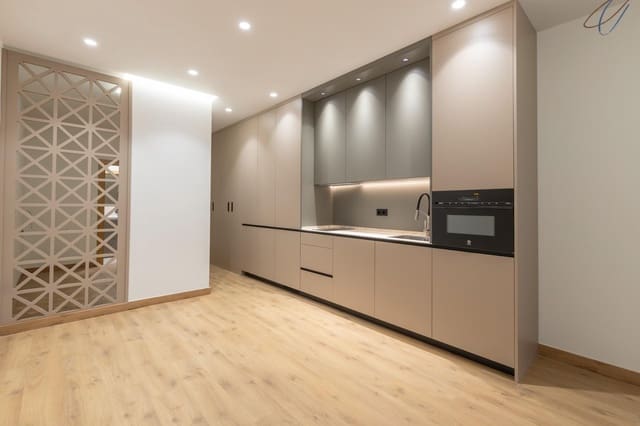 1 soverom Loft til salgs i Granada by - € 148 000 (Ref: 10165224)