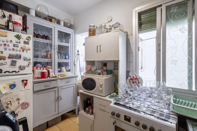 Piso de 3 habitaciones en Granada ciudad en venta - 195.000 € (Ref: 10165225)