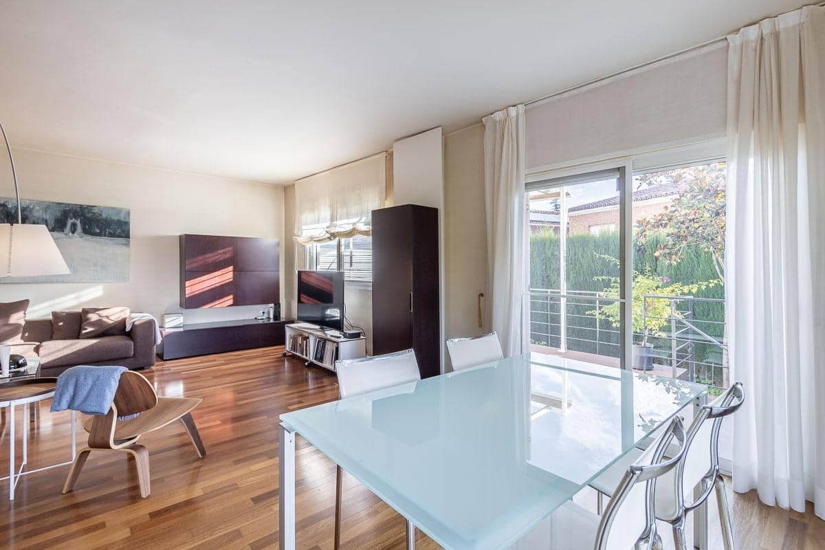 3 chambre Villa/Maison Semi-Mitoyenne à vendre à Huetor Vega avec piscine garage - 395 000 € (Ref: 10165226)