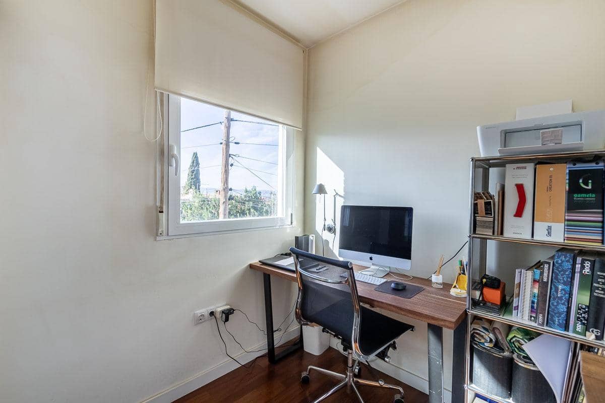 3 chambre Villa/Maison Semi-Mitoyenne à vendre à Huetor Vega avec piscine garage - 395 000 € (Ref: 10165226)
