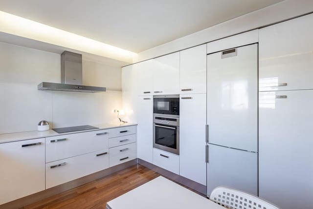 3 chambre Villa/Maison Semi-Mitoyenne à vendre à Huétor Vega avec piscine garage - 395 000 € (Ref: 10165226)