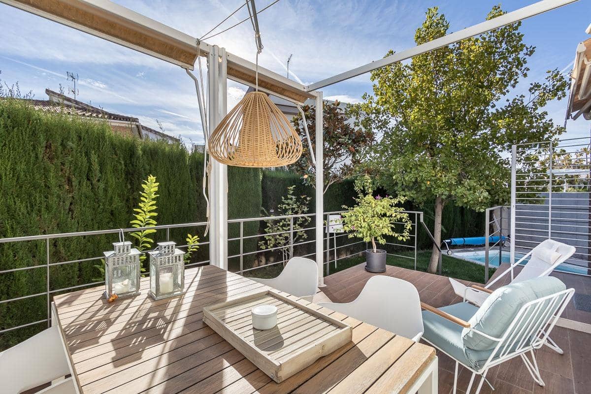 3 chambre Villa/Maison Semi-Mitoyenne à vendre à Huetor Vega avec piscine garage - 395 000 € (Ref: 10165226)