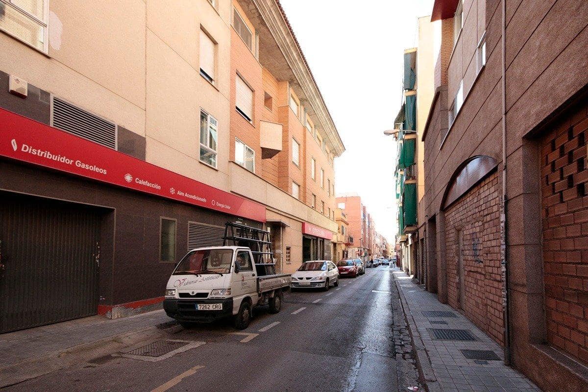 3 soveværelse Lejlighed til salg i Granada by med garage - € 280.000 (Ref: 10165230)