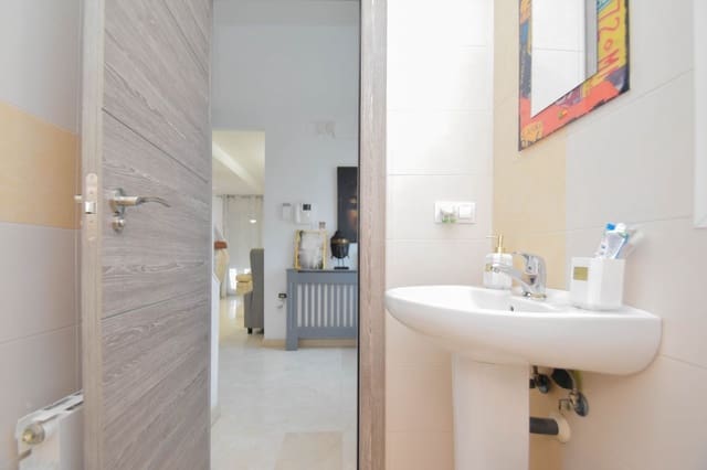 3 chambre Villa/Maison Semi-Mitoyenne à vendre à Huétor Vega avec garage - 354 000 € (Ref: 10165231)