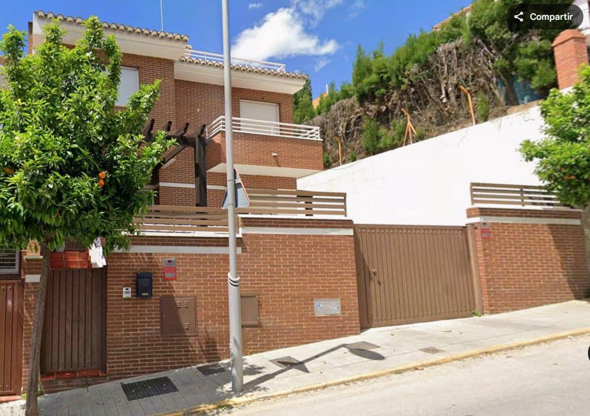 3 chambre Villa/Maison Semi-Mitoyenne à vendre à Huetor Vega avec garage - 354 000 € (Ref: 10165231)