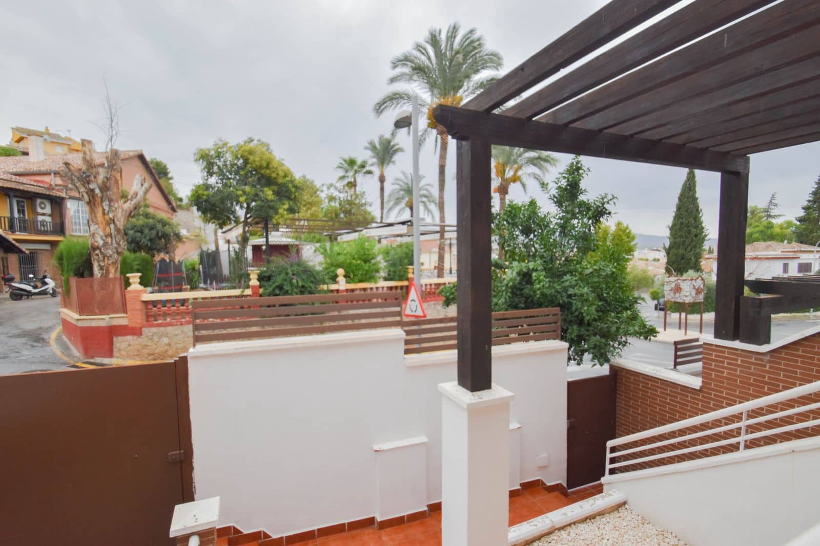 3 chambre Villa/Maison Semi-Mitoyenne à vendre à Huetor Vega avec garage - 354 000 € (Ref: 10165231)