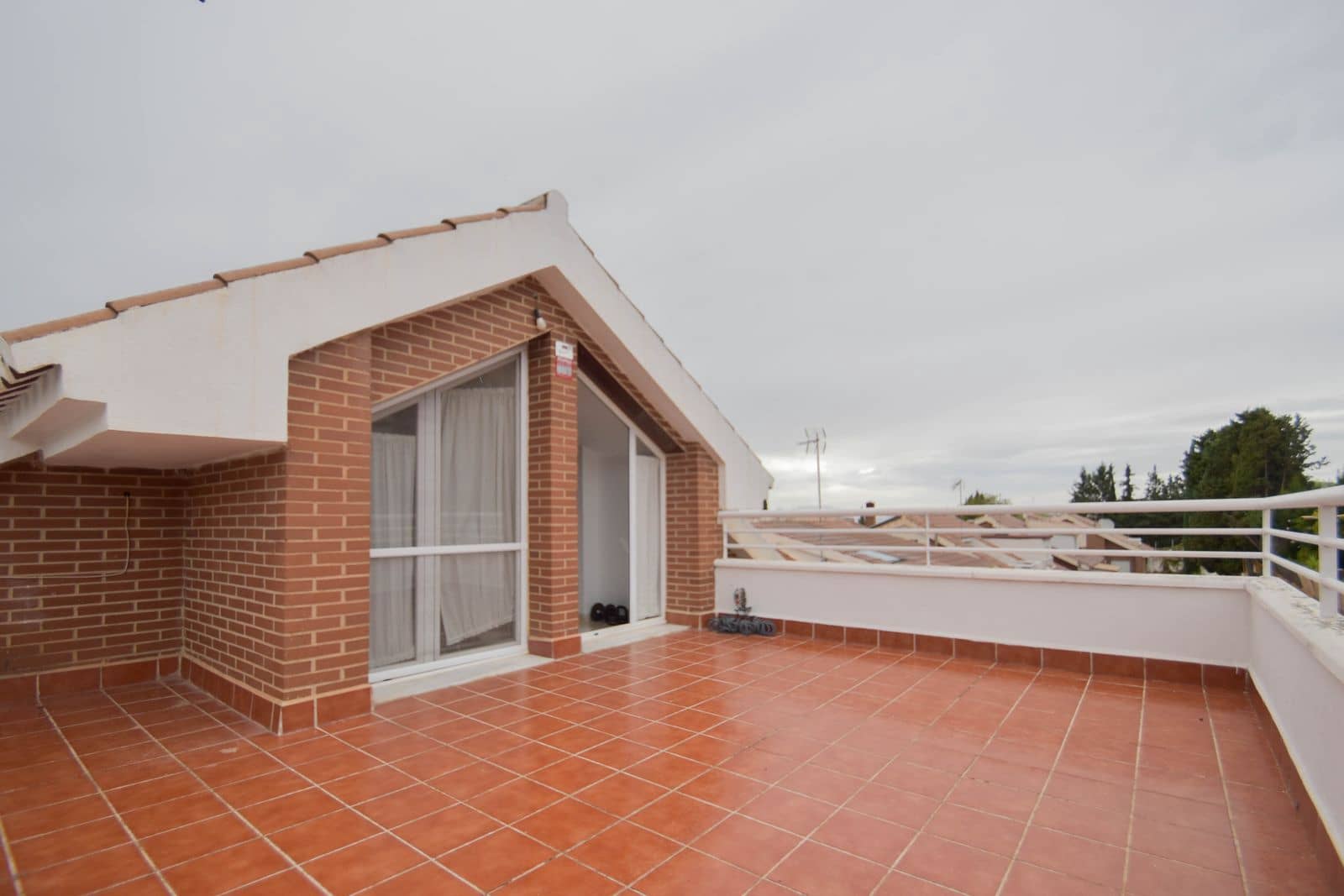 3 chambre Villa/Maison Semi-Mitoyenne à vendre à Huetor Vega avec garage - 354 000 € (Ref: 10165231)