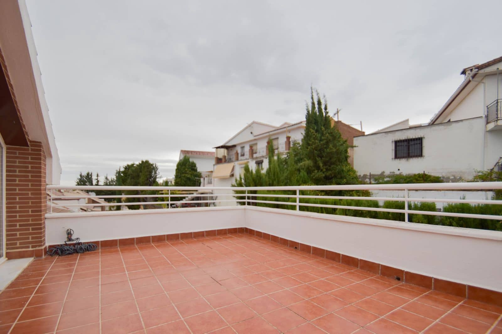 3 chambre Villa/Maison Semi-Mitoyenne à vendre à Huetor Vega avec garage - 354 000 € (Ref: 10165231)