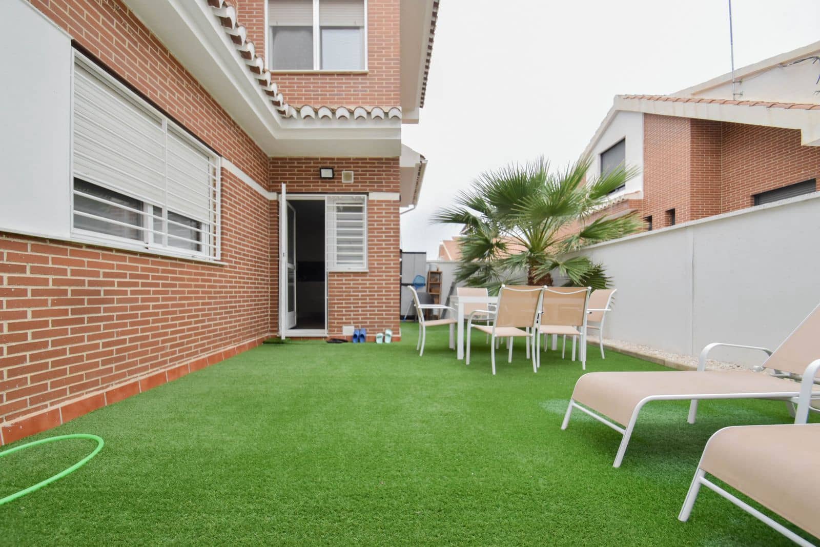 3 chambre Villa/Maison Semi-Mitoyenne à vendre à Huetor Vega avec garage - 354 000 € (Ref: 10165231)
