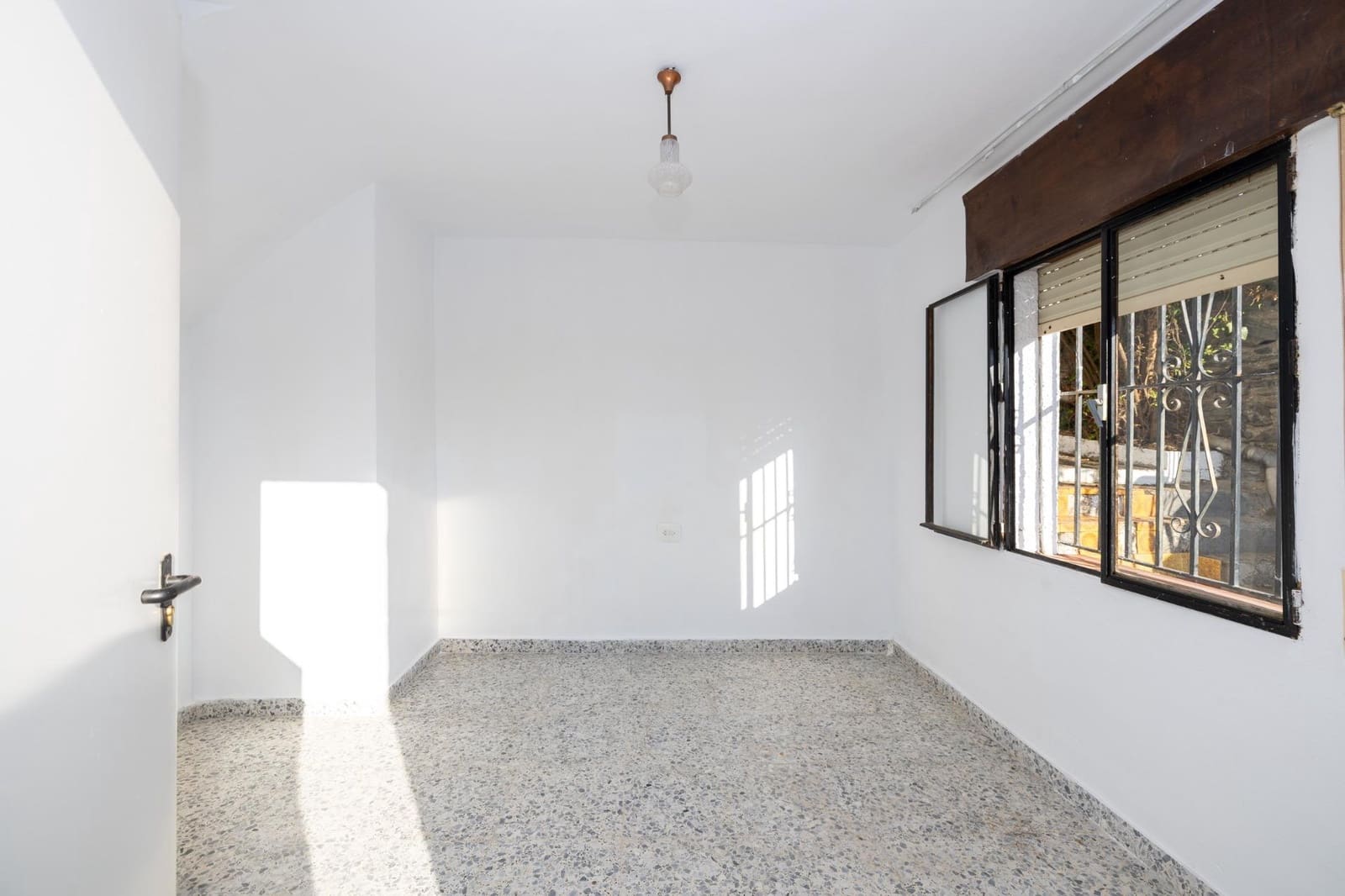 5 quarto Moradia para venda em Almunecar com garagem - 335 000 € (Ref: 10166869)