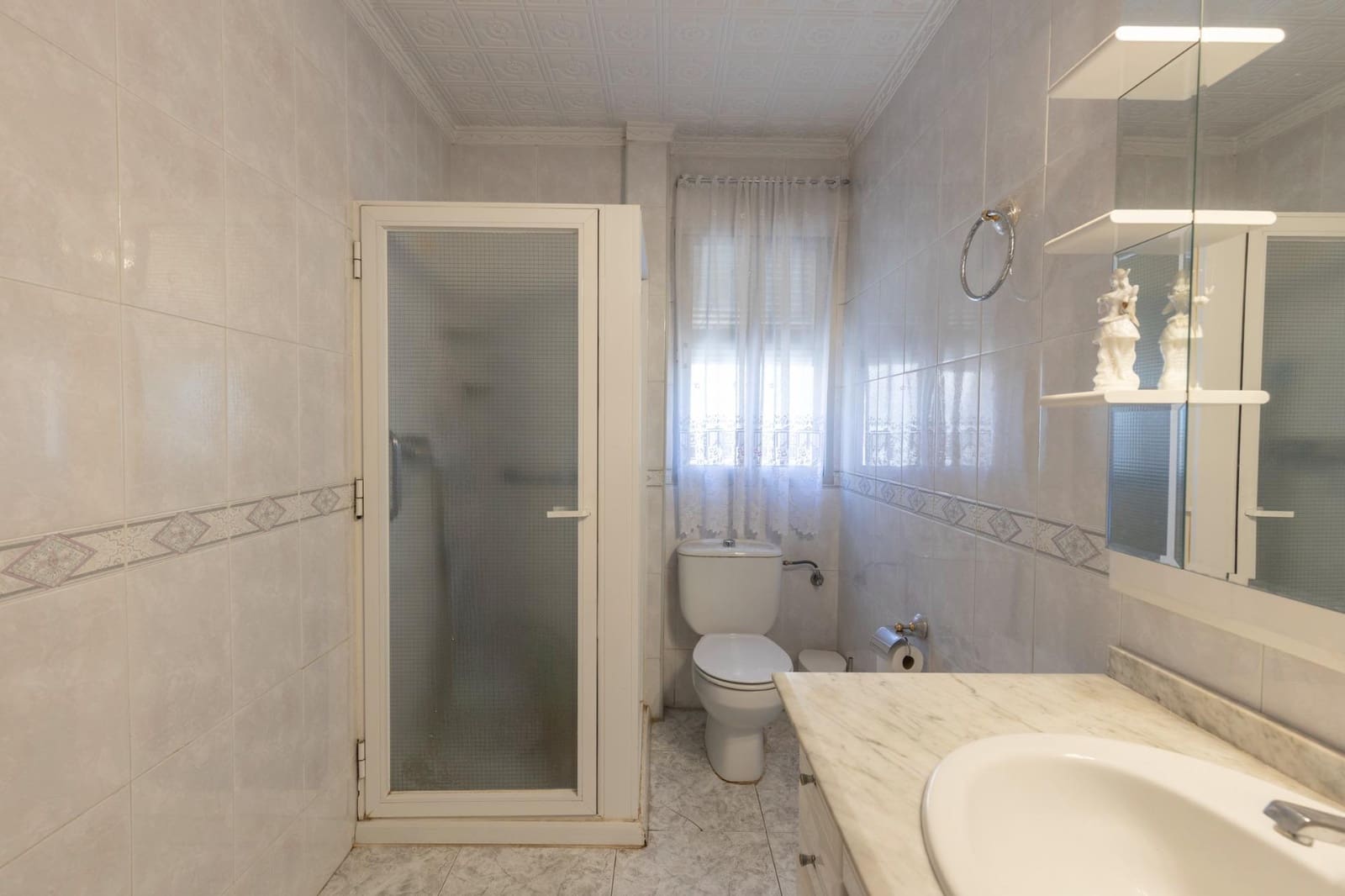 10 sypialnia Komercyjne na sprzedaż w La Zubia - 700 000 € (Ref: 10166870)