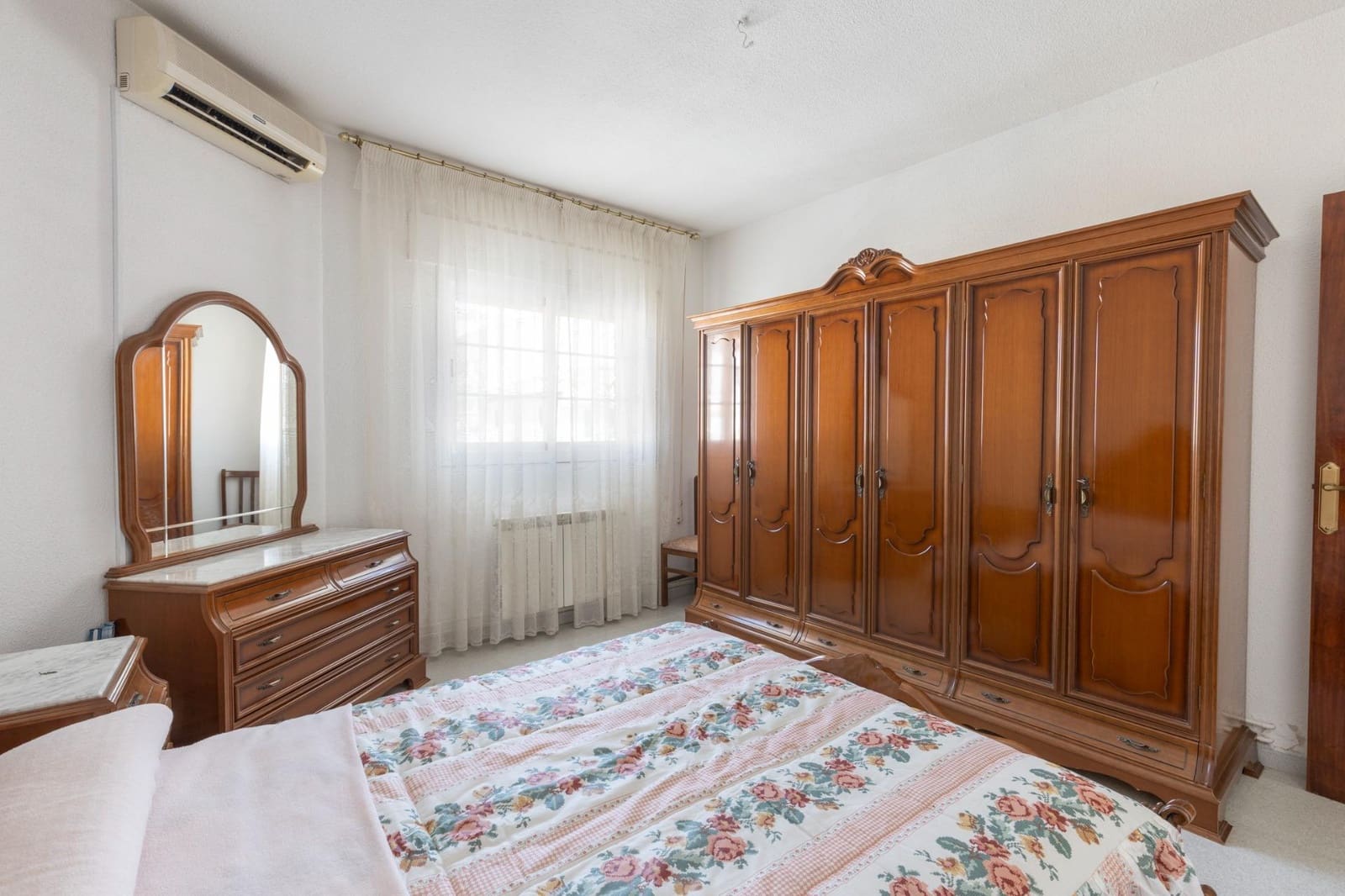 10 sypialnia Komercyjne na sprzedaż w La Zubia - 700 000 € (Ref: 10166870)