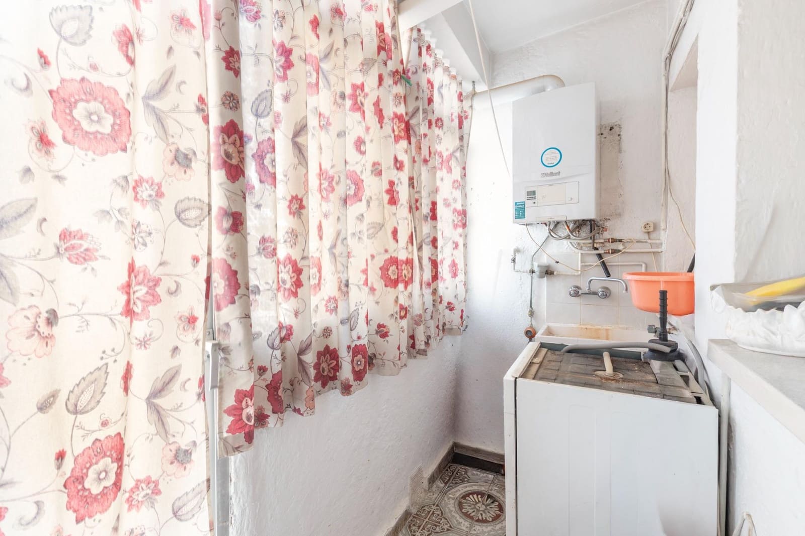 10 sypialnia Komercyjne na sprzedaż w La Zubia - 700 000 € (Ref: 10166870)