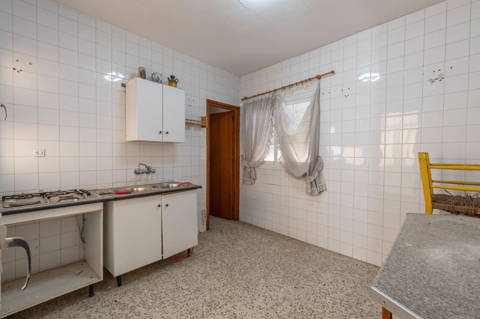 10 sypialnia Komercyjne na sprzedaż w La Zubia - 700 000 € (Ref: 10166870)