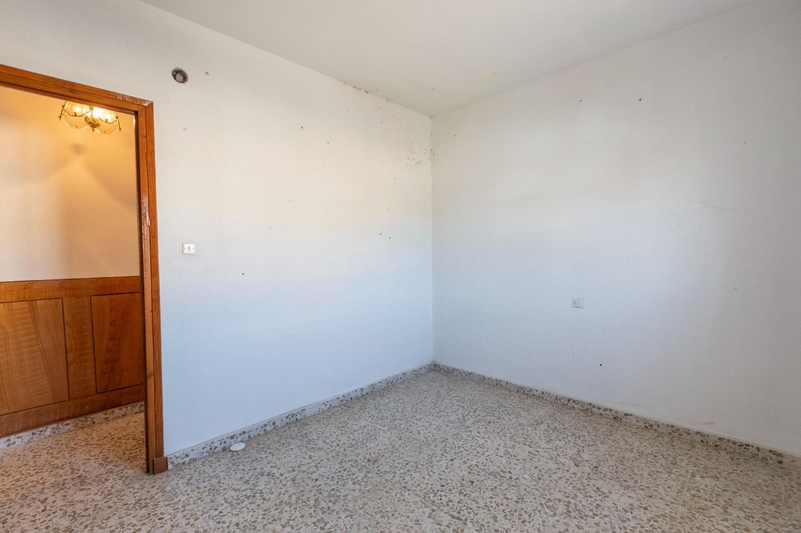 10 sypialnia Komercyjne na sprzedaż w La Zubia - 700 000 € (Ref: 10166870)