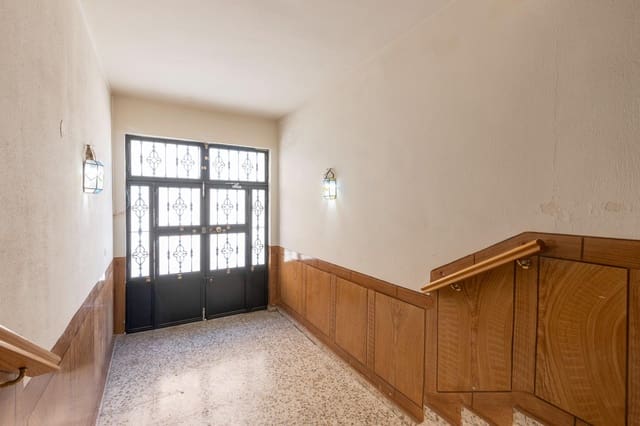 10 sypialnia Komercyjne na sprzedaż w La Zubia - 700 000 € (Ref: 10166870)