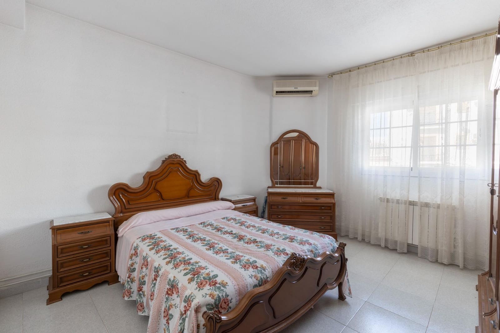 10 sypialnia Komercyjne na sprzedaż w La Zubia - 700 000 € (Ref: 10166870)
