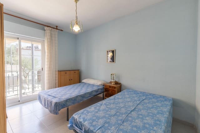 10 sypialnia Komercyjne na sprzedaż w La Zubia - 700 000 € (Ref: 10166870)