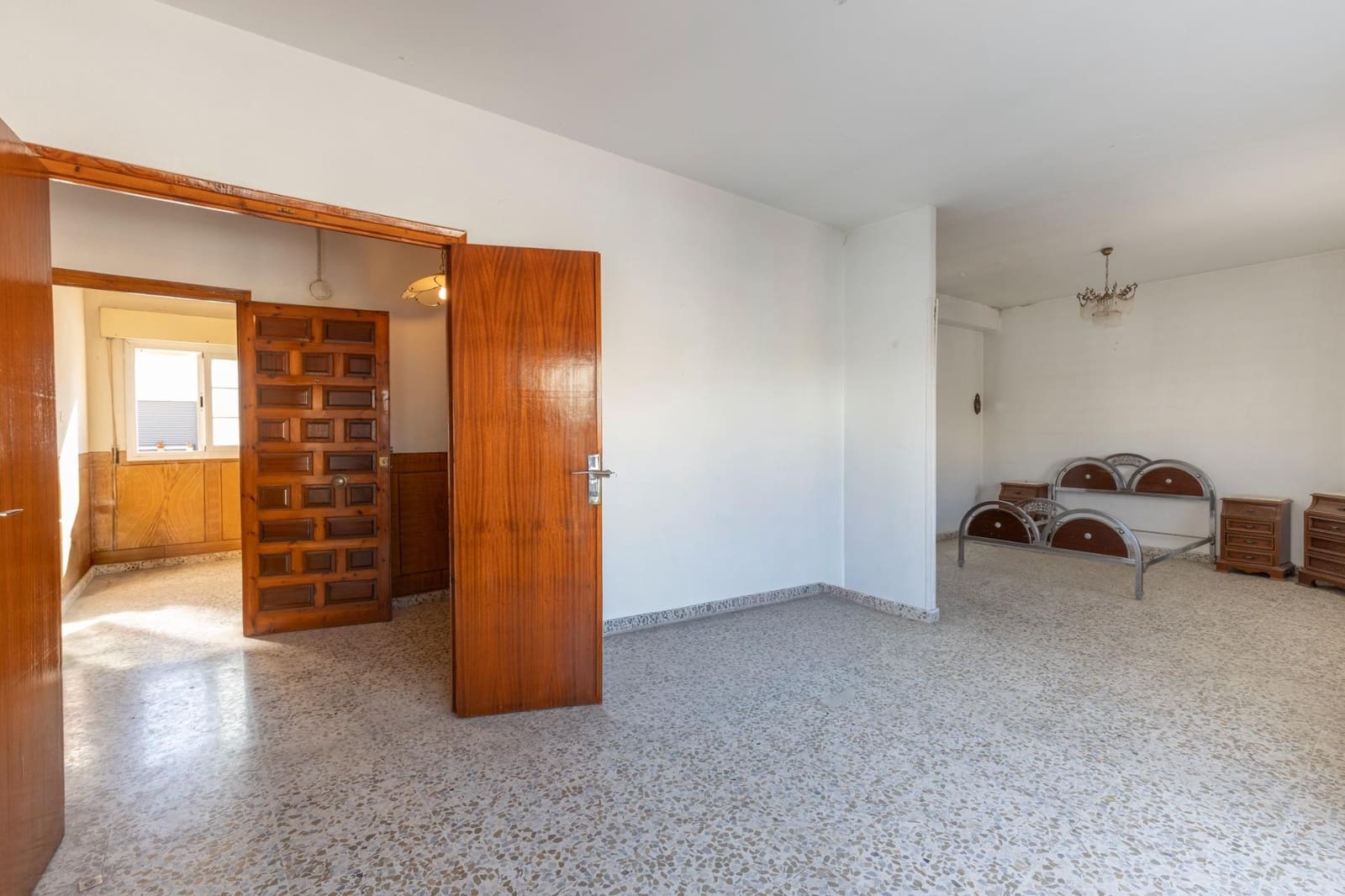 10 sypialnia Komercyjne na sprzedaż w La Zubia - 700 000 € (Ref: 10166870)