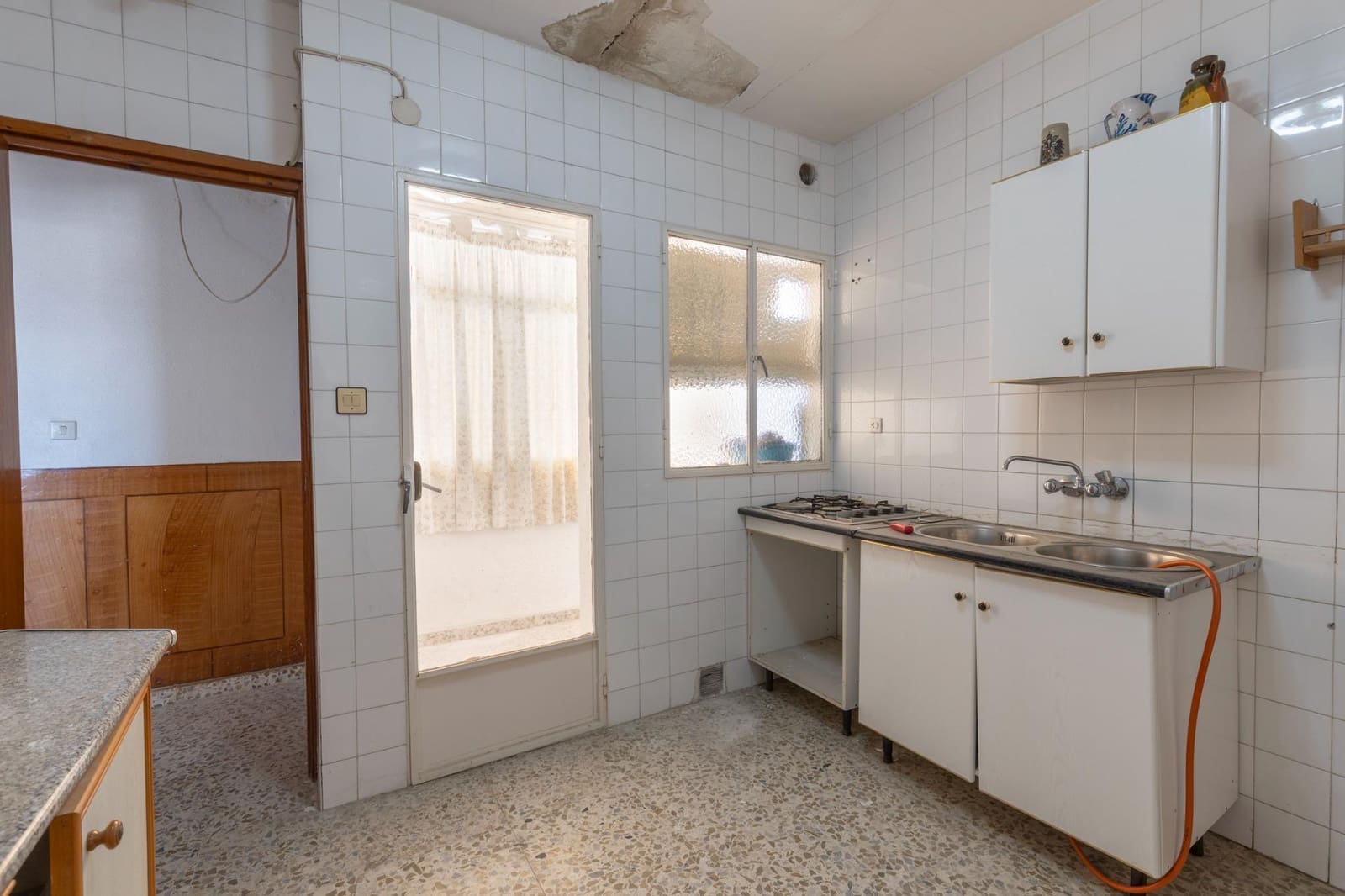 10 sypialnia Komercyjne na sprzedaż w La Zubia - 700 000 € (Ref: 10166870)