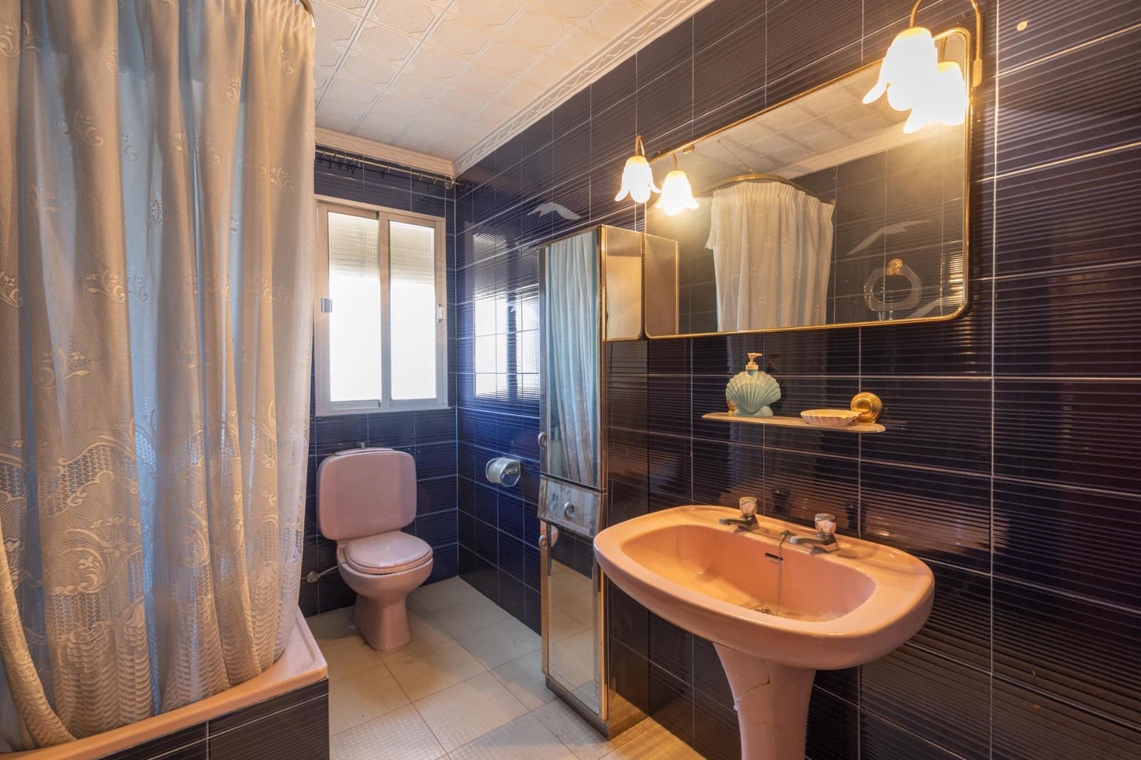 10 sypialnia Komercyjne na sprzedaż w La Zubia - 700 000 € (Ref: 10166870)