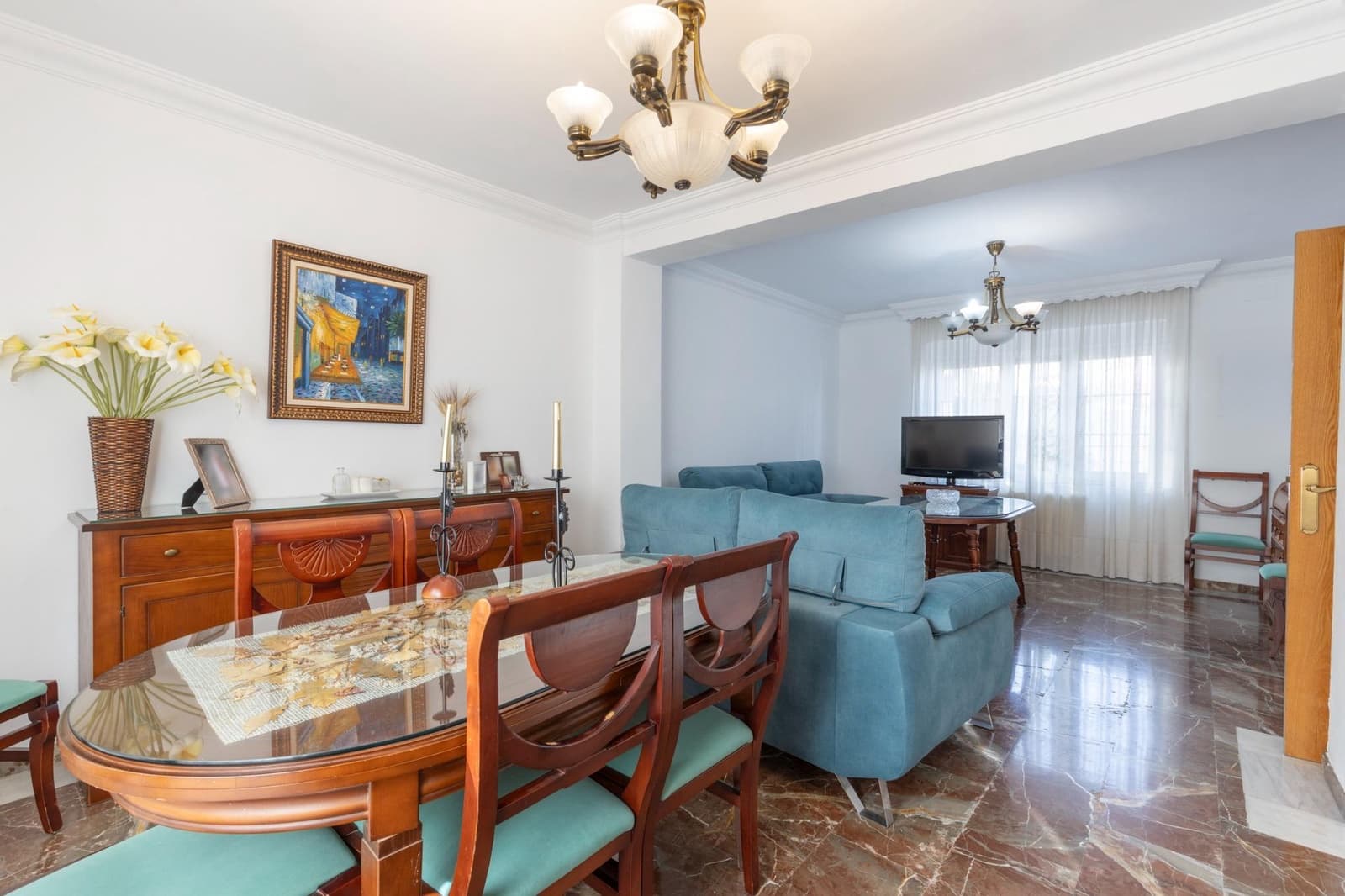 6 soverom Hus til salgs i Las Gabias med garasje - € 299 900 (Ref: 10166871)