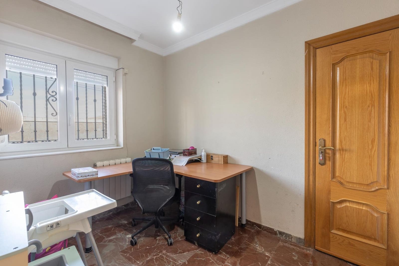6 soverom Hus til salgs i Las Gabias med garasje - € 299 900 (Ref: 10166871)
