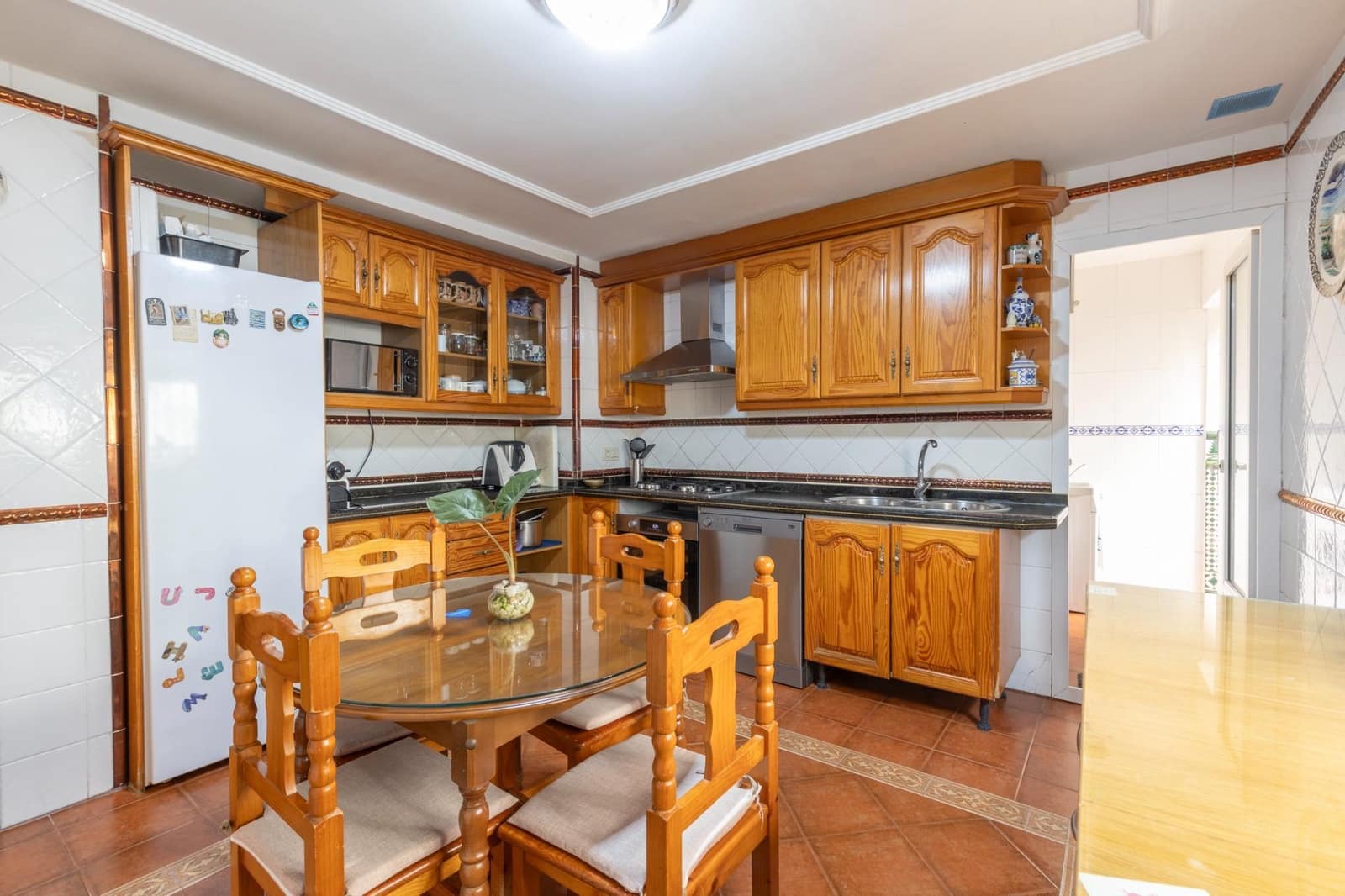 6 soverom Hus til salgs i Las Gabias med garasje - € 299 900 (Ref: 10166871)