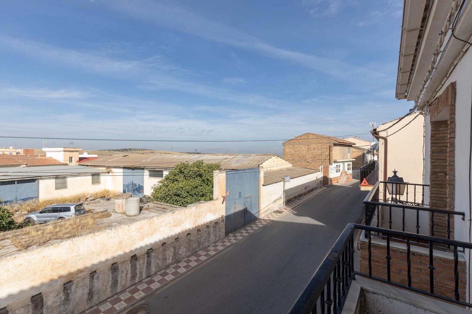6 soverom Hus til salgs i Las Gabias med garasje - € 299 900 (Ref: 10166871)