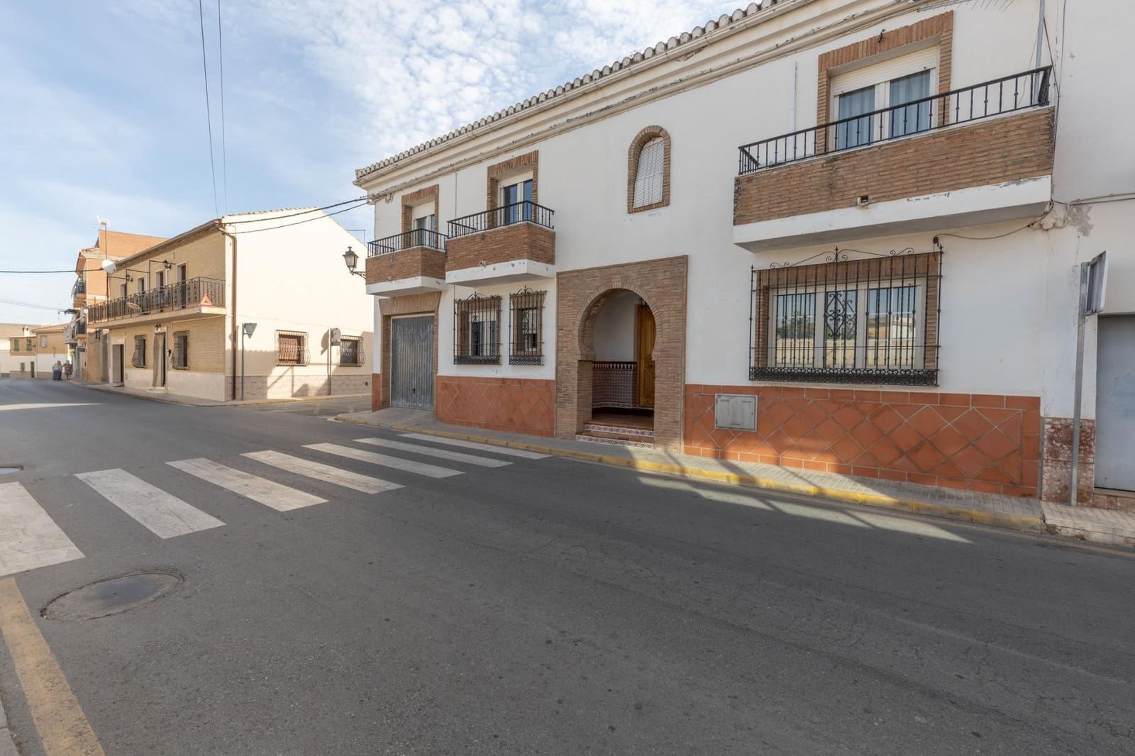 6 soverom Hus til salgs i Las Gabias med garasje - € 299 900 (Ref: 10166871)