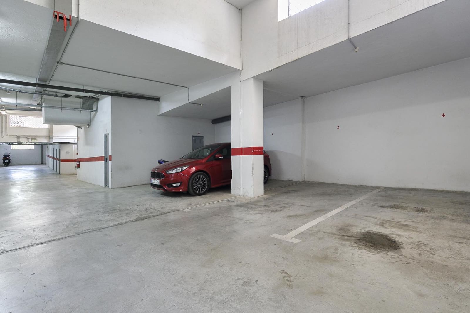 2 quarto Penthouse para venda em La Zubia com piscina garagem - 179 000 € (Ref: 10168712)