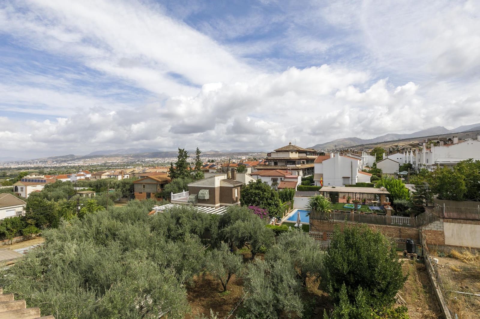 2 quarto Penthouse para venda em La Zubia com piscina garagem - 179 000 € (Ref: 10168712)