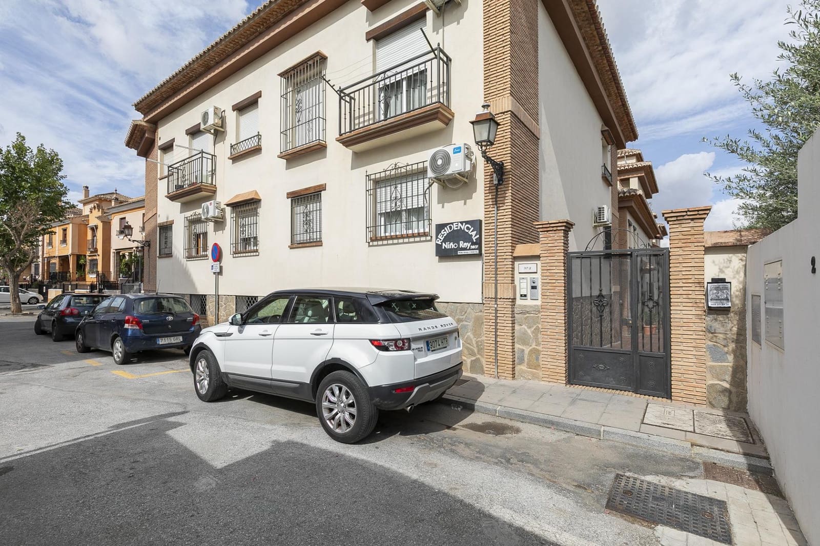 2 quarto Penthouse para venda em La Zubia com piscina garagem - 179 000 € (Ref: 10168712)