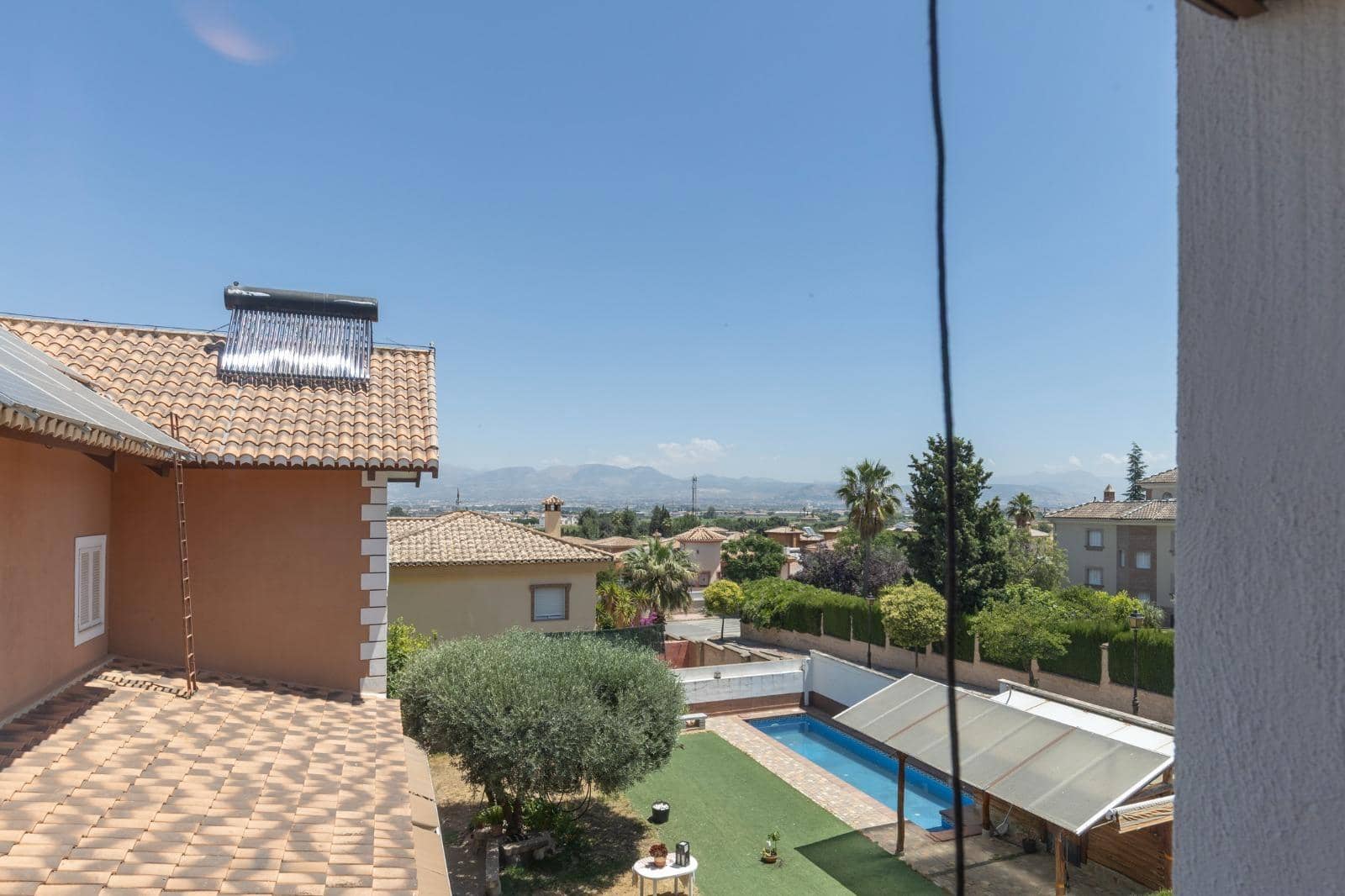4 slaapkamer Villa te koop in Vegas del Genil met zwembad garage - € 429.000 (Ref: 10168714)